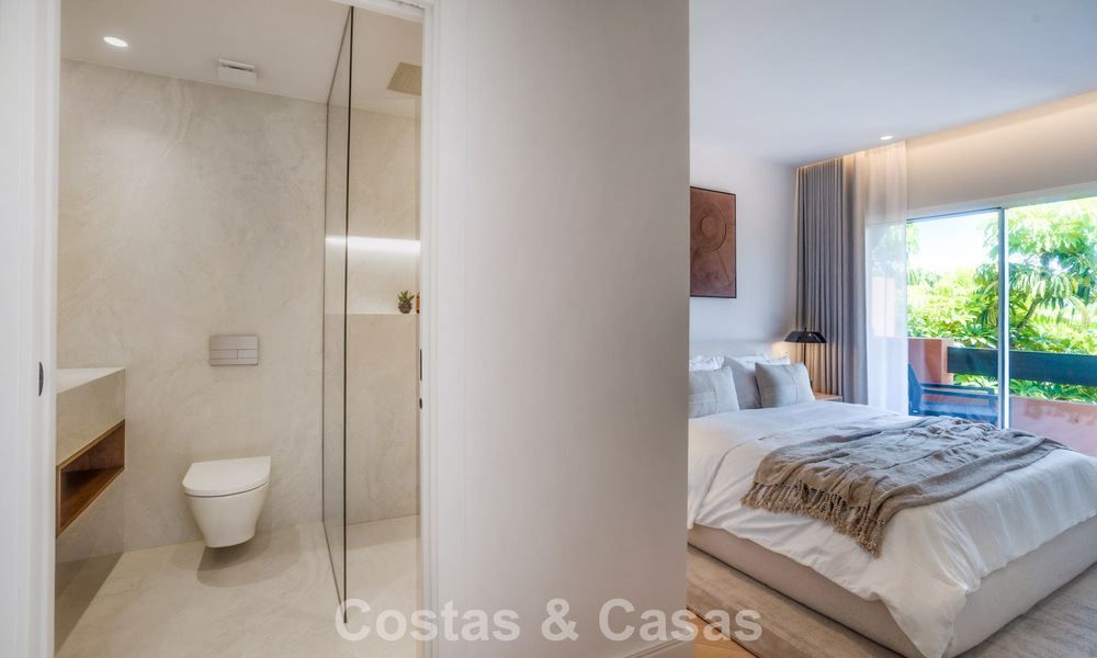Duplex penthouse in Andalusische bouwstijl met een eigentijds interieur te koop in Nueva Andalucia, Marbella 789836