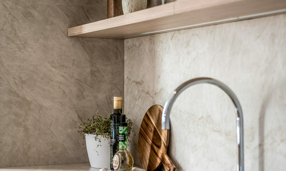 Modern gerenoveerd, appartement te koop in een gated luxecomplex in Sierra Blanca, Golden Mile, Marbella 789871