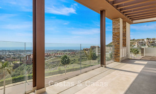 Instapklare luxevilla met moderne architectuur en panoramisch zeezicht te koop in Marbella - Benahavis 788932 