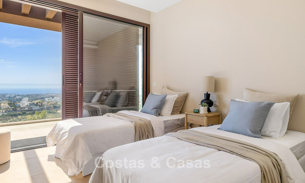 Instapklare luxevilla met moderne architectuur en panoramisch zeezicht te koop in Marbella - Benahavis 788939