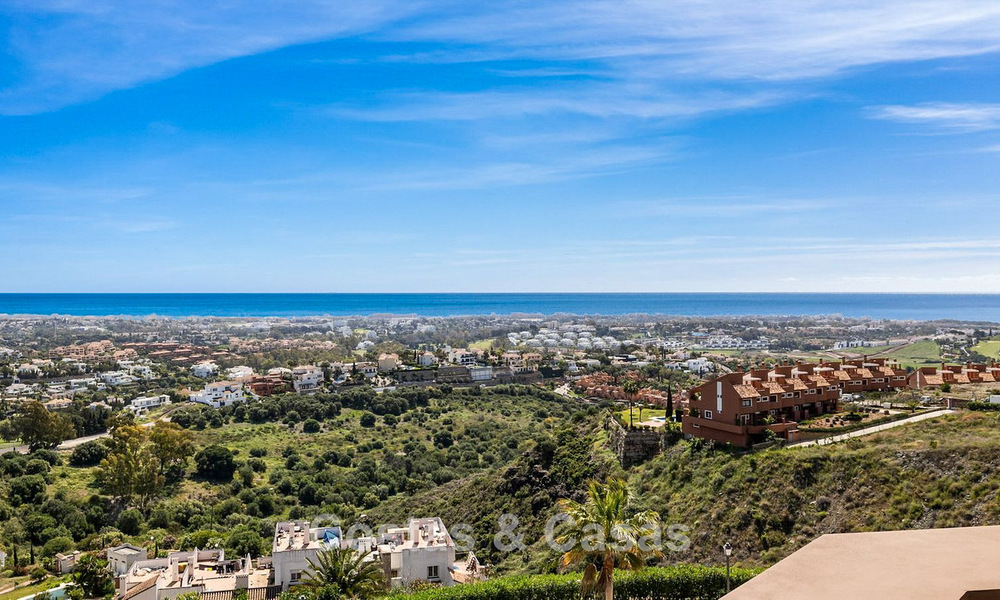 Instapklare luxevilla met moderne architectuur en panoramisch zeezicht te koop in Marbella - Benahavis 788949