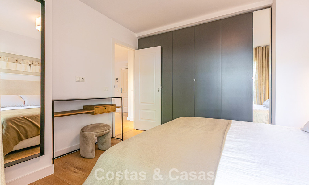 Gerenoveerd appartement te koop op loopafstand van lokale voorzieningen en Puerto Banus in Nueva Andalucia, Marbella 789354