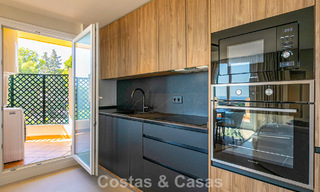 Duplex penthouse met zeezicht te koop op loopafstand van alle voorzieningen en Puerto Banus in Nueva Andalucia, Marbella 789318 