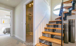 Duplex penthouse met zeezicht te koop op loopafstand van alle voorzieningen en Puerto Banus in Nueva Andalucia, Marbella 789319 