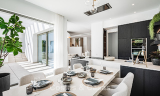 Instapklare, luxevilla met minimalistische architectuur te koop op de New Golden Mile tussen Marbella en Estepona 789695 