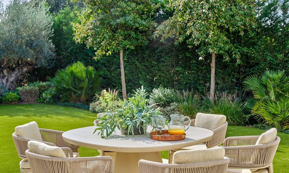 Instapklare, luxevilla met minimalistische architectuur te koop op de New Golden Mile tussen Marbella en Estepona 789702