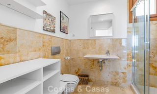 Instapklaar, contemporain appartement met panoramisch zeezicht te koop ten oosten van Marbella 789383 