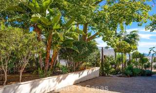 Instapklaar, contemporain appartement met panoramisch zeezicht te koop ten oosten van Marbella 789391 