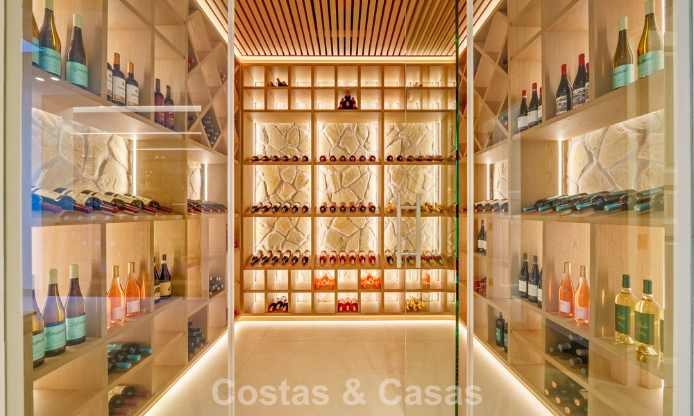 Exclusieve hedendaagse luxevilla te koop binnen een beveiligde gemeenschap in La Quinta, Benahavis - Marbella 789406