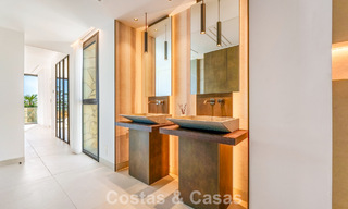 Exclusieve hedendaagse luxevilla te koop binnen een beveiligde gemeenschap in La Quinta, Benahavis - Marbella 789430 