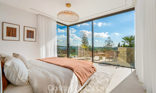 Exclusieve hedendaagse luxevilla te koop binnen een beveiligde gemeenschap in La Quinta, Benahavis - Marbella 789432 