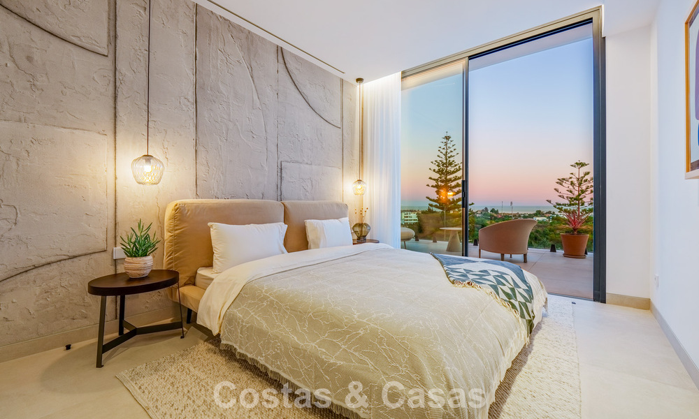 Exclusieve hedendaagse luxevilla te koop binnen een beveiligde gemeenschap in La Quinta, Benahavis - Marbella 789453
