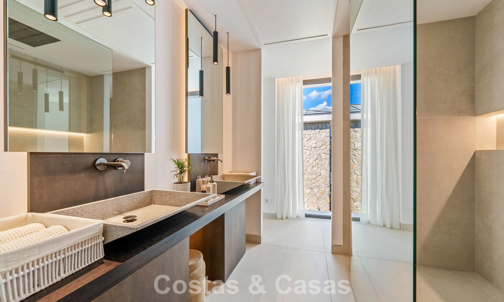 Modern-Mediterrane luxevilla te koop binnen een gated toonaangevende gemeenschap in La Quinta, Benahavis - Marbella 789483