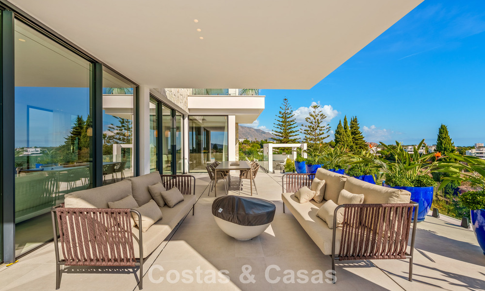 Modern-Mediterrane luxevilla te koop binnen een gated toonaangevende gemeenschap in La Quinta, Benahavis - Marbella 789505