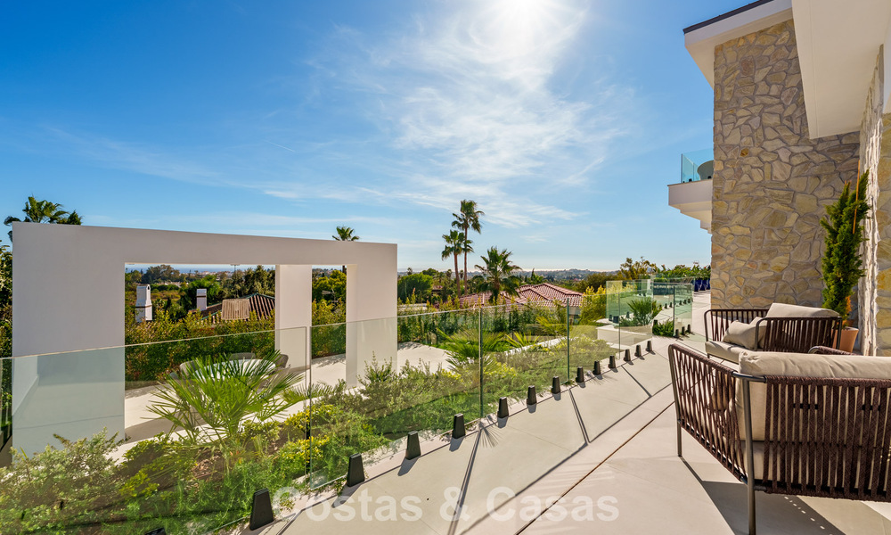 Modern-Mediterrane luxevilla te koop binnen een gated toonaangevende gemeenschap in La Quinta, Benahavis - Marbella 789507