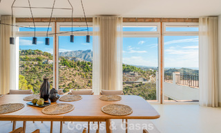 Elegante Andalusische luxevilla met tijdloze charme te koop in El Madroñal, Marbella - Benahavis 789525 