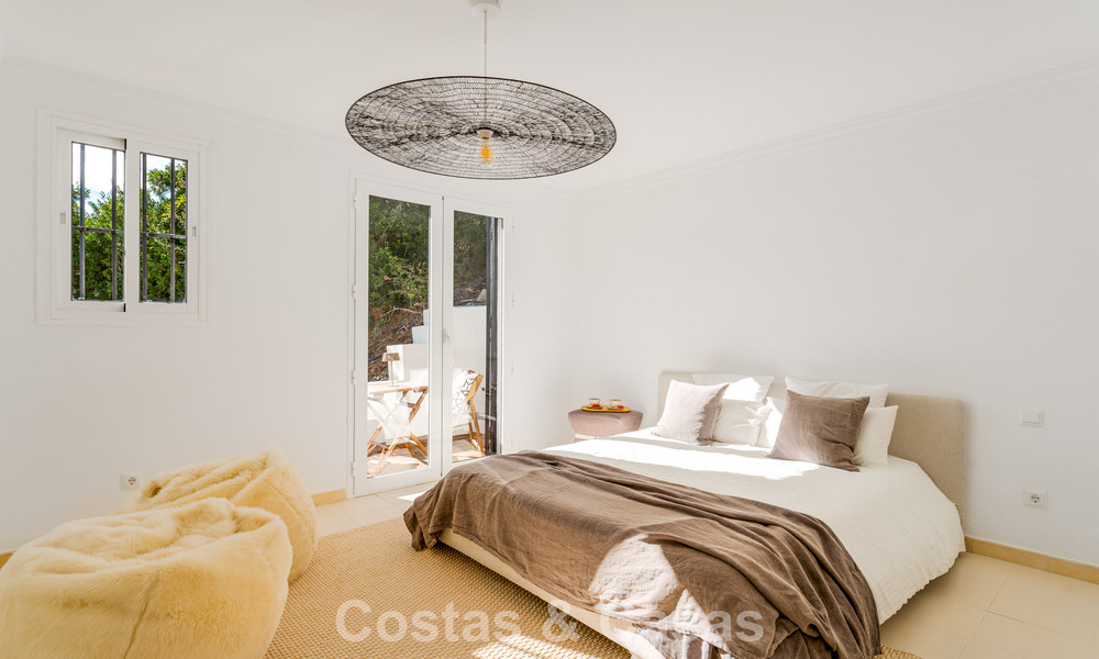Elegante Andalusische luxevilla met tijdloze charme te koop in El Madroñal, Marbella - Benahavis 789545