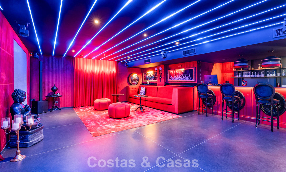 Instapklaar, state-of-the-art designervilla met panoramische vergezichten te koop in Marbella - Benahavis 789606