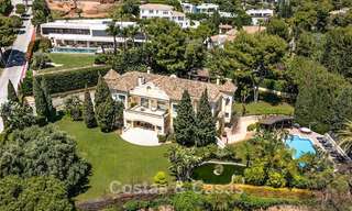 Opmerkelijke, Spaanse villa te koop met zeezicht en op een groot perceel in Sierra Blanca in Marbella 789624 