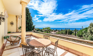 Opmerkelijke, Spaanse villa te koop met zeezicht en op een groot perceel in Sierra Blanca in Marbella 789633 