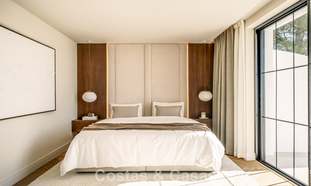 Modern-Mediterrane villa met zeezicht te koop in een geprefereerde wijk van Nueva Andalucia, Marbella 789658