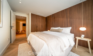 Modern-Mediterrane villa met zeezicht te koop in een geprefereerde wijk van Nueva Andalucia, Marbella 789674 