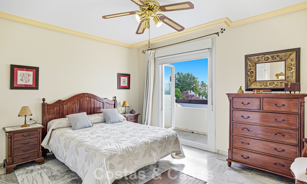 Ruim herenhuis te koop in een charmante gated community aan de Golden Mile van Marbella 789942