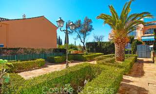 Charmante rijwoningen te koop in een gated community aan de Golden Mile van Marbella 808411 