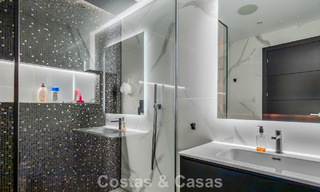 Ruim Spaans herenhuis te koop met een modern interieur in de Aloha-Golf gemeenschap in Nueva Andalucia, Marbella 790158 