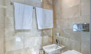 Instapklaar, gemoderniseerd penthouse te koop in een luxueus complex aan de Golden Mile van Marbella 790113 