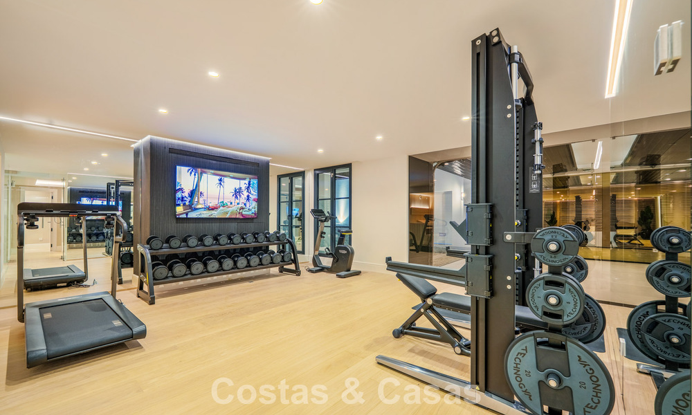 Eersteklas gerenoveerde luxevilla te koop, in een geprefereerde gemeenschap in La Quinta, Marbella - Benahavis 790211