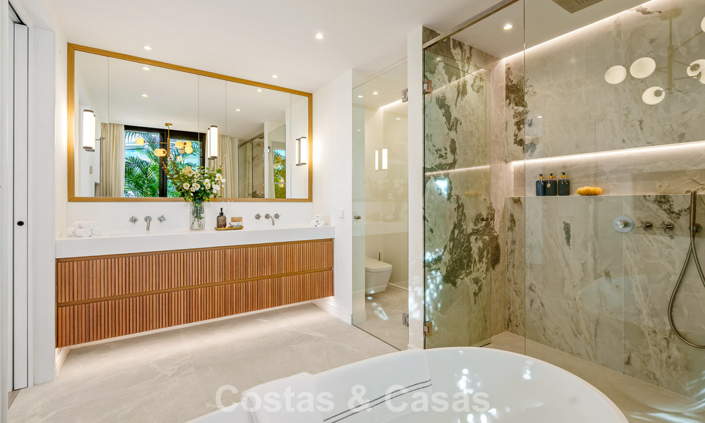 Eersteklas gerenoveerde luxevilla te koop, in een geprefereerde gemeenschap in La Quinta, Marbella - Benahavis 790229