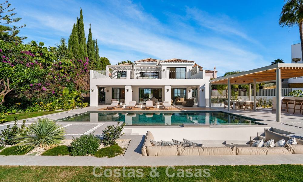Eersteklas gerenoveerde luxevilla te koop, in een geprefereerde gemeenschap in La Quinta, Marbella - Benahavis 790249