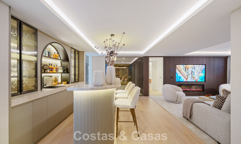 Eersteklas gerenoveerde luxevilla te koop, in een geprefereerde gemeenschap in La Quinta, Marbella - Benahavis 790259