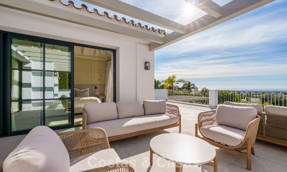 Eersteklas gerenoveerde luxevilla te koop, in een geprefereerde gemeenschap in La Quinta, Marbella - Benahavis 790263