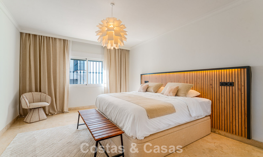 Modern gerenoveerd appartement te koop in een schitterend Sierra Blanca complex op de Golden Mile in Marbella 790289