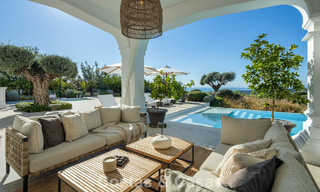 Mediterrane luxevilla met een klassieke architectuur te koop en zeezicht in het Marbella Club Resort in Benahavis 790339 