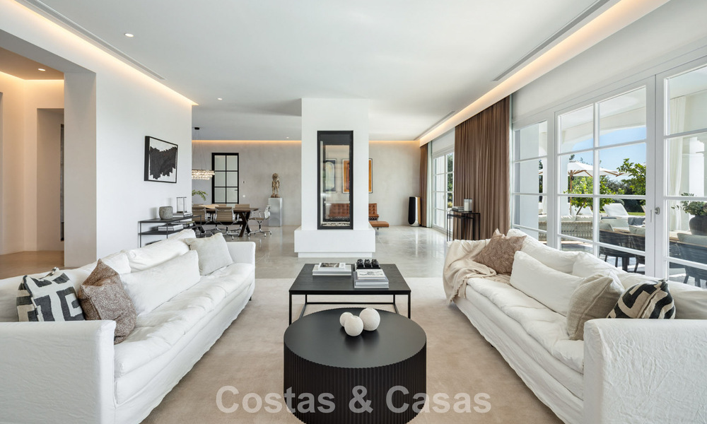 Mediterrane luxevilla met een klassieke architectuur te koop en zeezicht in het Marbella Club Resort in Benahavis 790362