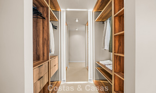 Instapklaar, eigentijds gerenoveerd, duplex appartement te koop met uitzicht op de golfbanen in La Quinta, Marbella - Benahavis 790482 