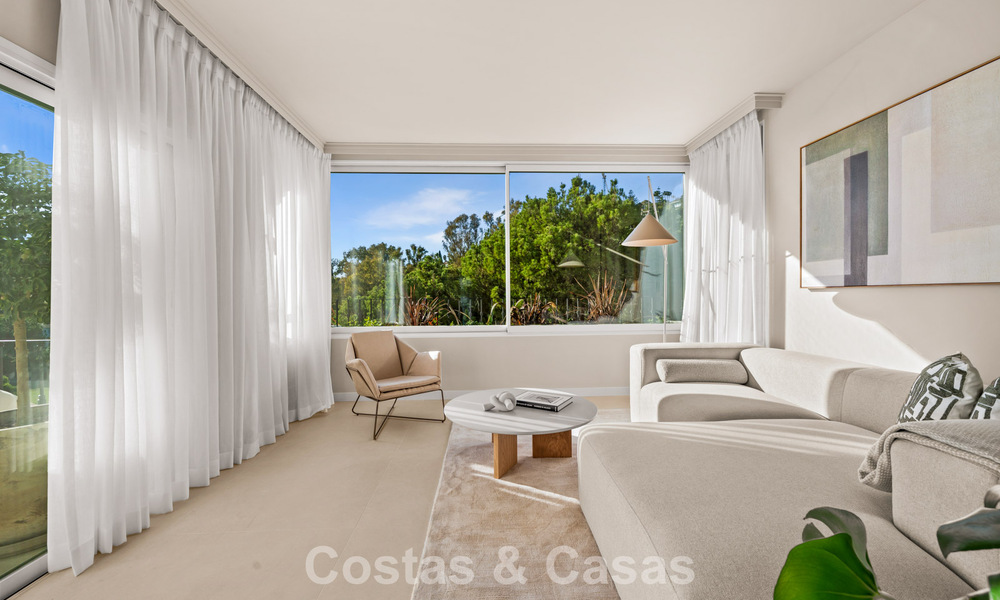 Instapklaar, eigentijds gerenoveerd, duplex appartement te koop met uitzicht op de golfbanen in La Quinta, Marbella - Benahavis 790494