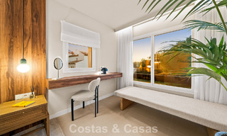Instapklaar, eigentijds gerenoveerd, duplex appartement te koop met uitzicht op de golfbanen in La Quinta, Marbella - Benahavis 790511 