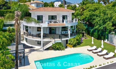 Ruime luxevilla met panoramisch zeezicht te koop in La Quinta, Benahavis - Marbella 790588