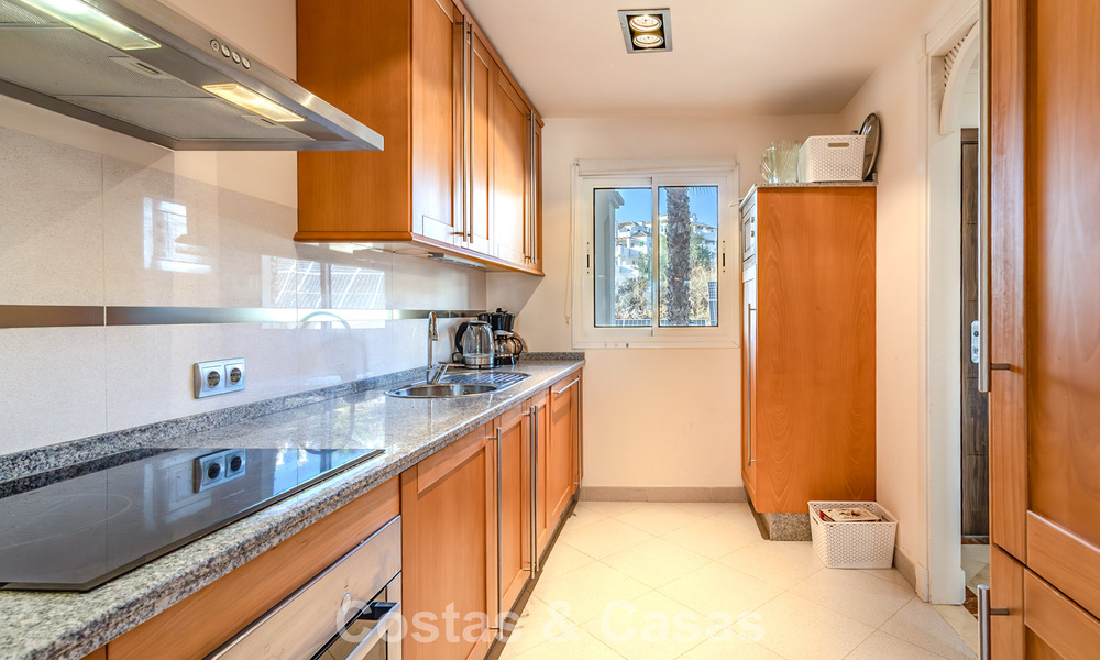 Luxe appartement te koop in een eersteklas resortcomplex in Nueva Andalucia, Marbella 790321