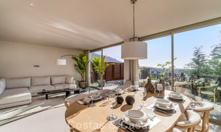 Eigentijds gerenoveerd 3-slaapkamer appartement te koop met privézwembad en zeezicht in Nueva Andalucia, Marbella 790783 