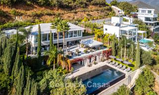 Eigentijdse luxevilla met panoramisch berg- en zeezicht te koop in de heuvels van Oost-Marbella 790945 