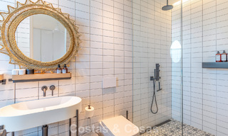 Eigentijdse luxevilla met panoramisch berg- en zeezicht te koop in de heuvels van Oost-Marbella 790973 