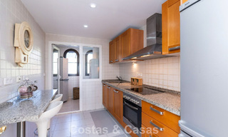 Verzorgd Mediterraan appartement met golf- en zeezicht te koop in een golfresort in de heuvels van Marbella - Benahavis 790937 