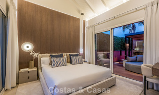 Ruim duplex penthouse te koop met zeezicht in een iconisch strandcomplex op de New Golden Mile, Marbella - Estepona 790872 