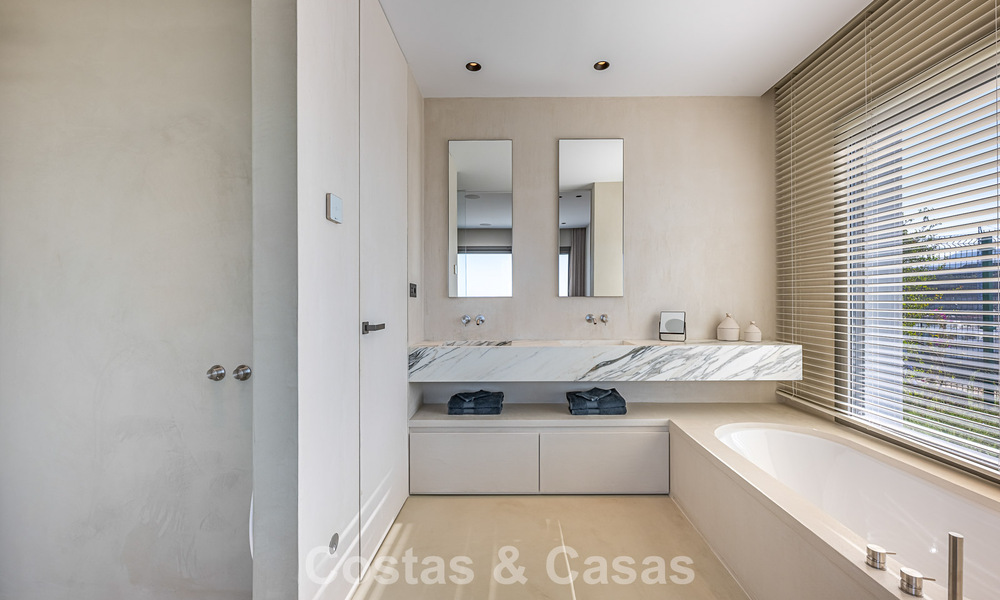 High-end luxe appartement te koop in een omheind boutique complex in Benahavis - Marbella 791164