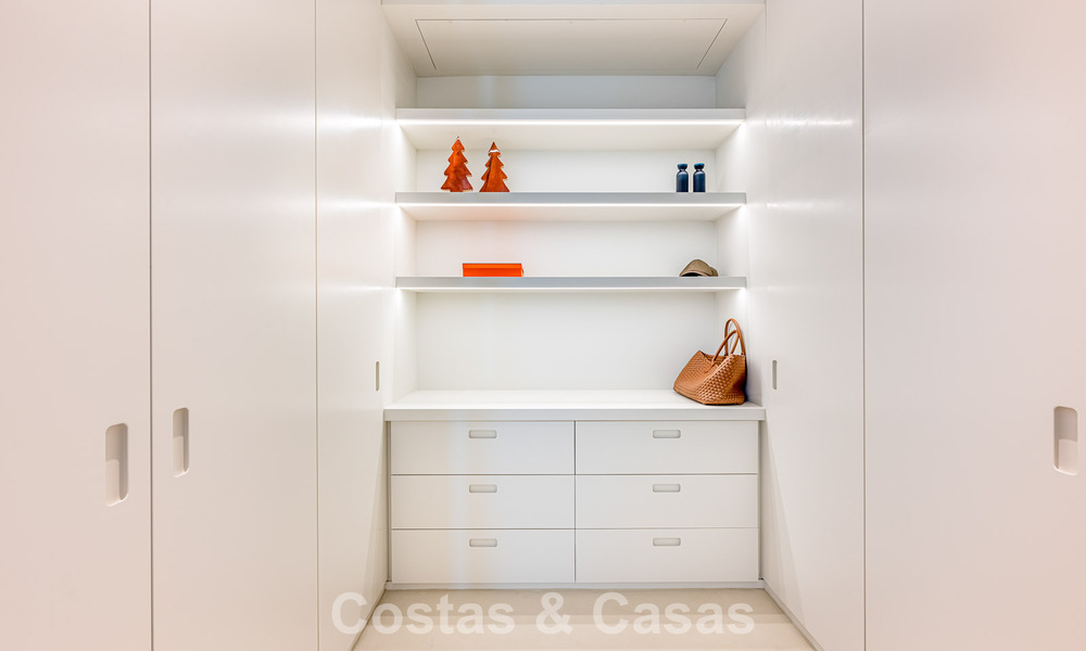 High-end luxe appartement te koop in een omheind boutique complex in Benahavis - Marbella 791174